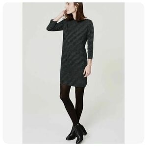 Ann Taylor LOFT Gray & Black Stripe Shift Shoulder Zip 3/4 Sleeve Size Small